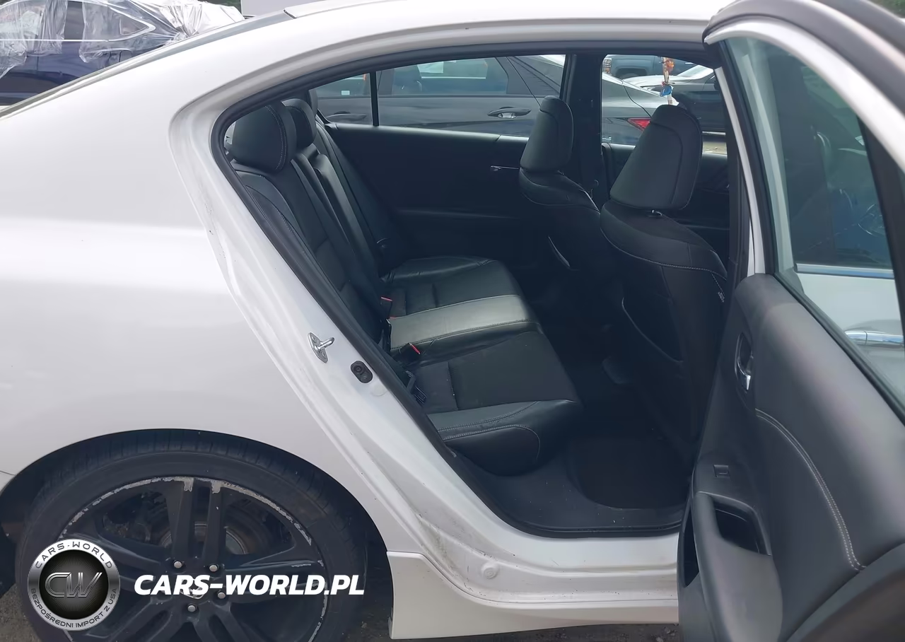 2016 Honda Accord Sport VIN:1HGCR2F5XGA023535 - 8