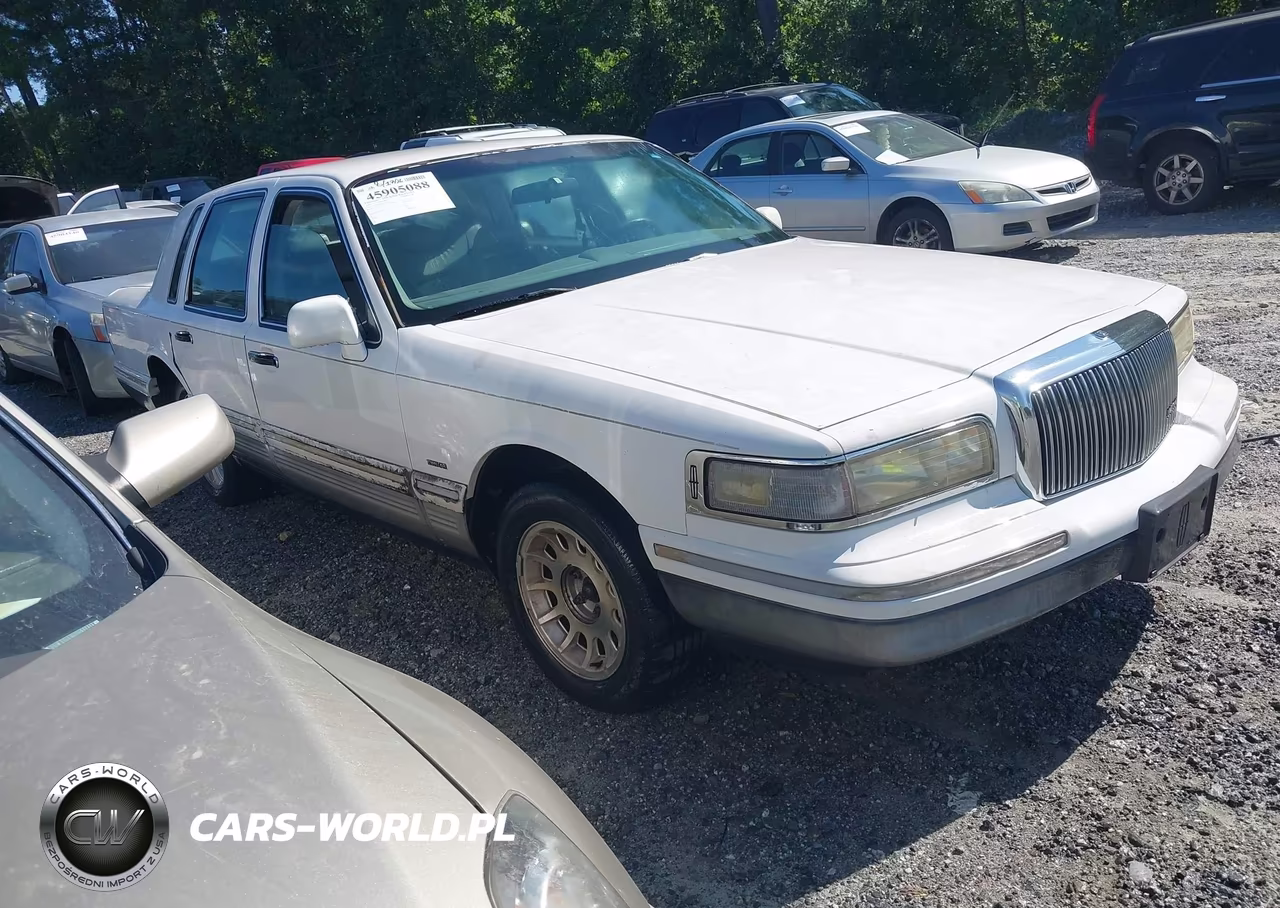 1995 Lincoln Town Car Signature-Spinnaker