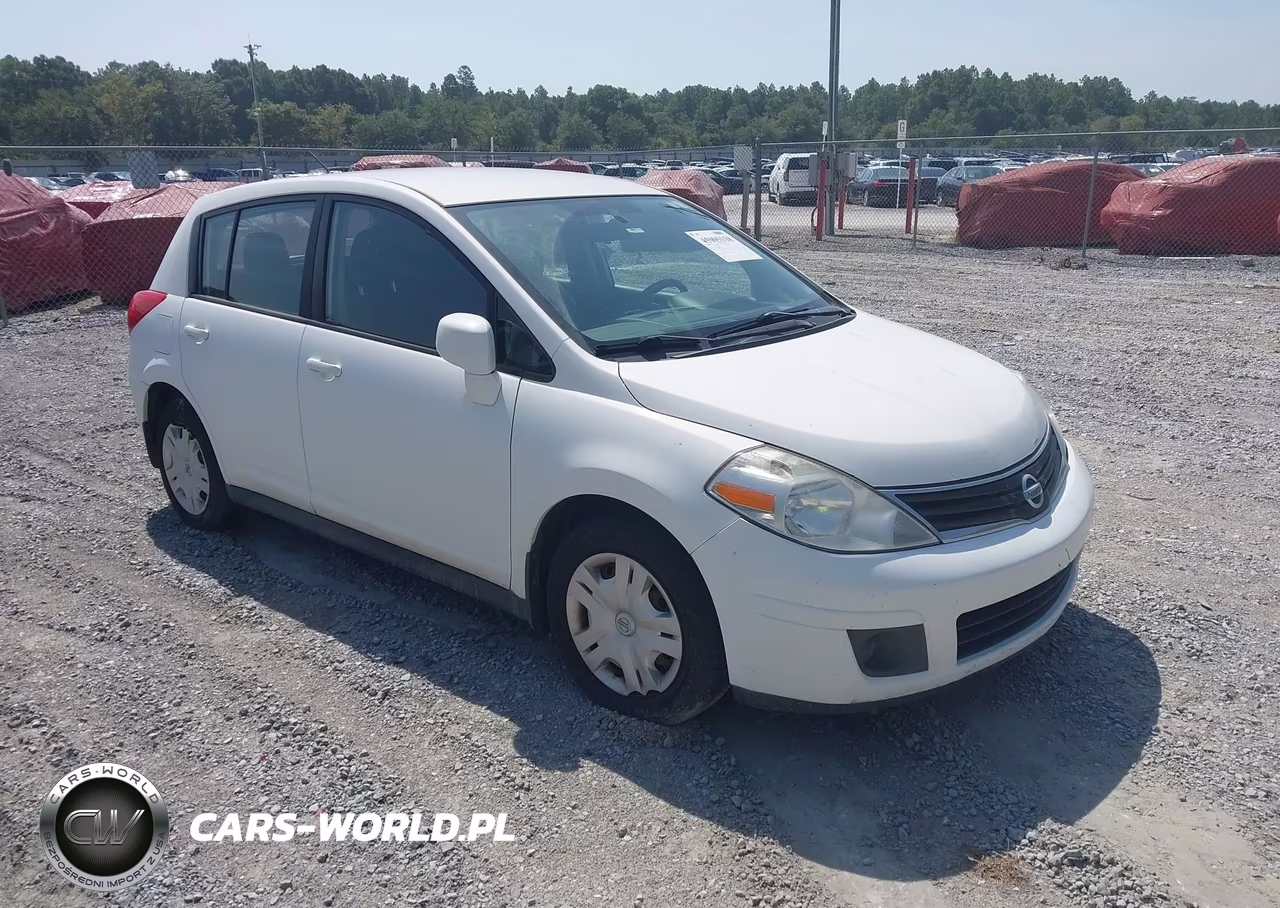 2012 Nissan Versa 1.8 S – zdjęcie 1 z 12