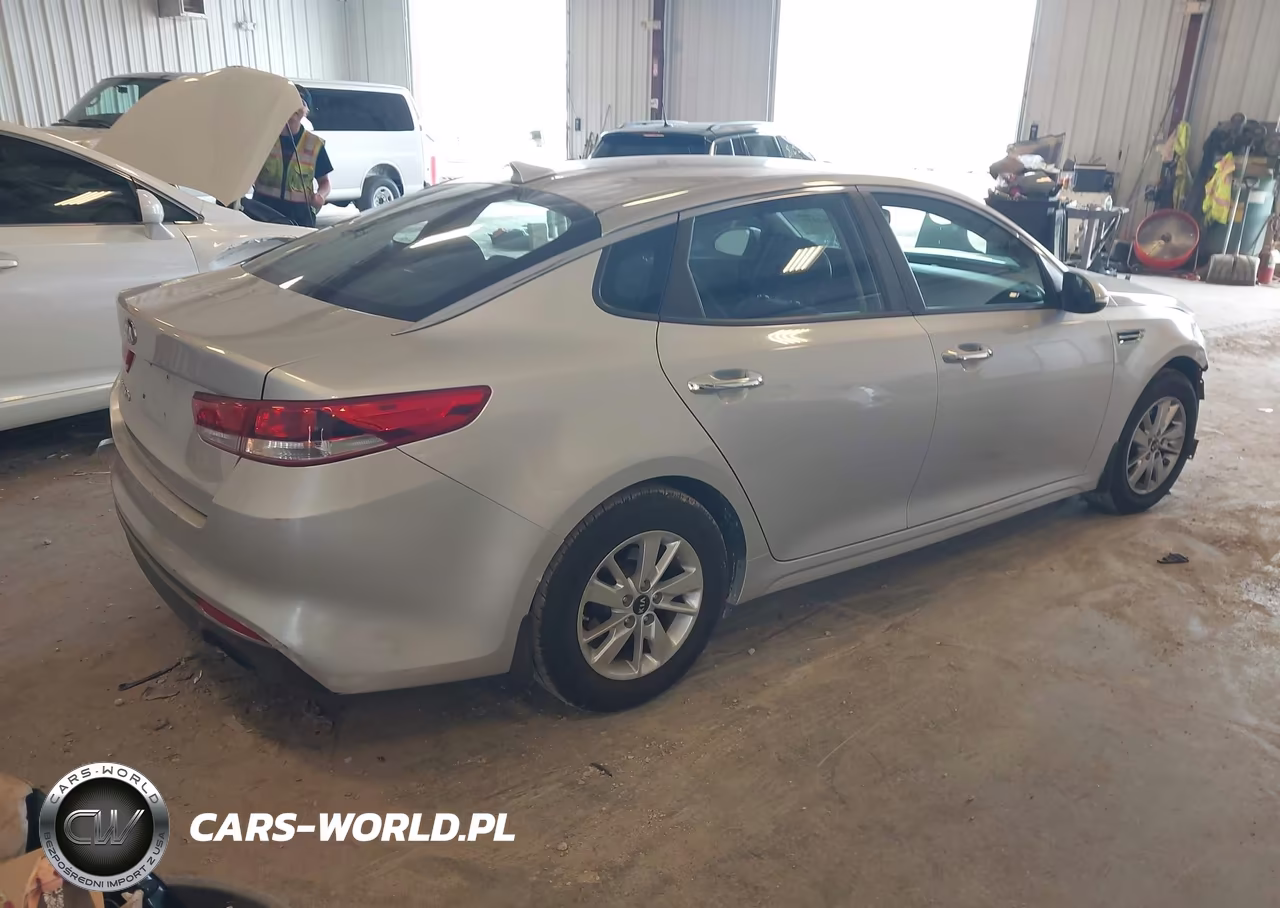 2017 Kia Optima Lx VIN:KNAGT4L3XH5160949 - 4