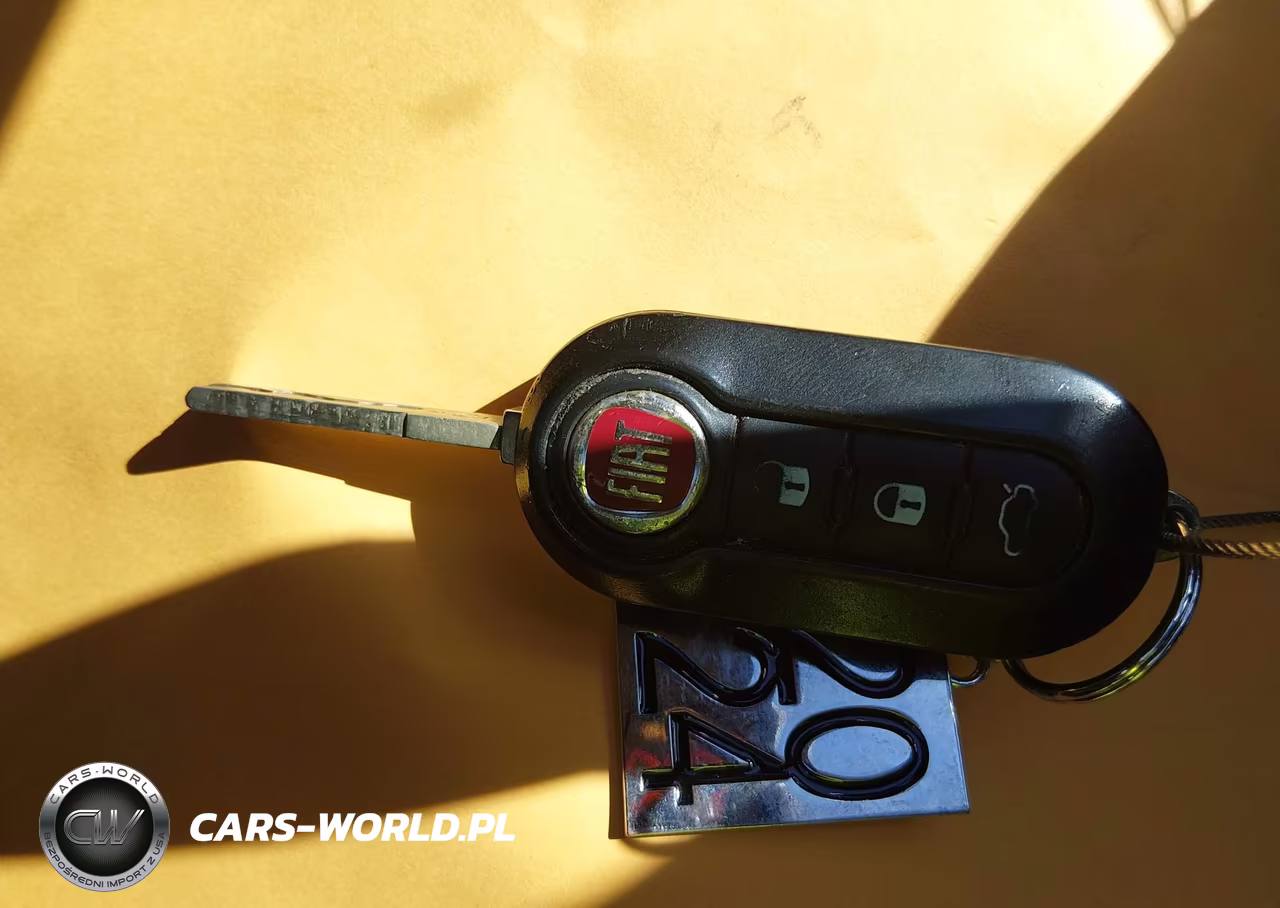 2013 Fiat 500 Pop VIN:3C3CFFAR1DT512617 - 11