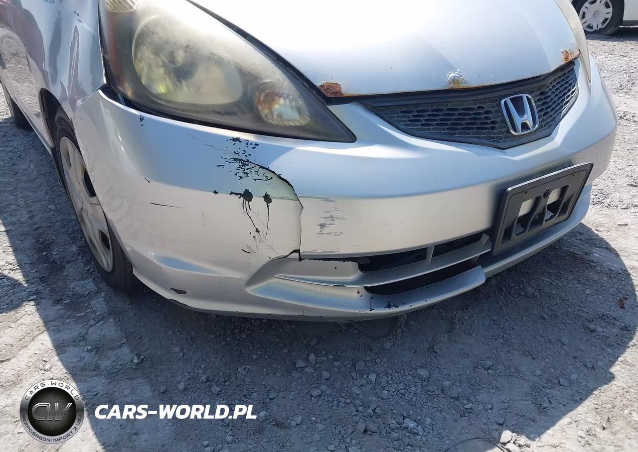 2013 Honda Fit VIN:JHMGE8H33DC000476 - 6