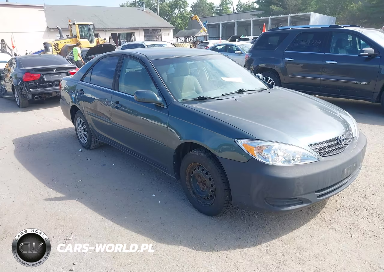 2004 Toyota Camry Le