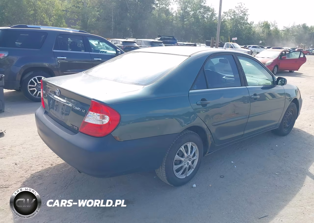 2004 Toyota Camry Le VIN:4T1BE32K14U319086 - 4