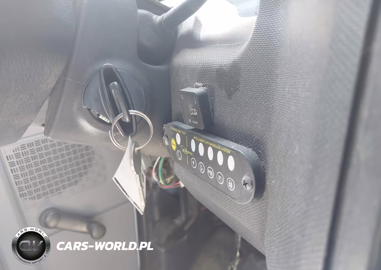 2011 Ford E-450 Cutaway VIN:1FDFE4FS1BDA63188 - 10