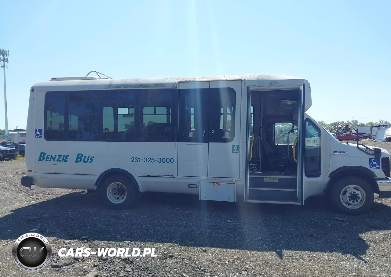 2011 Ford E-450 Cutaway VIN:1FDFE4FS1BDA63188 - 14