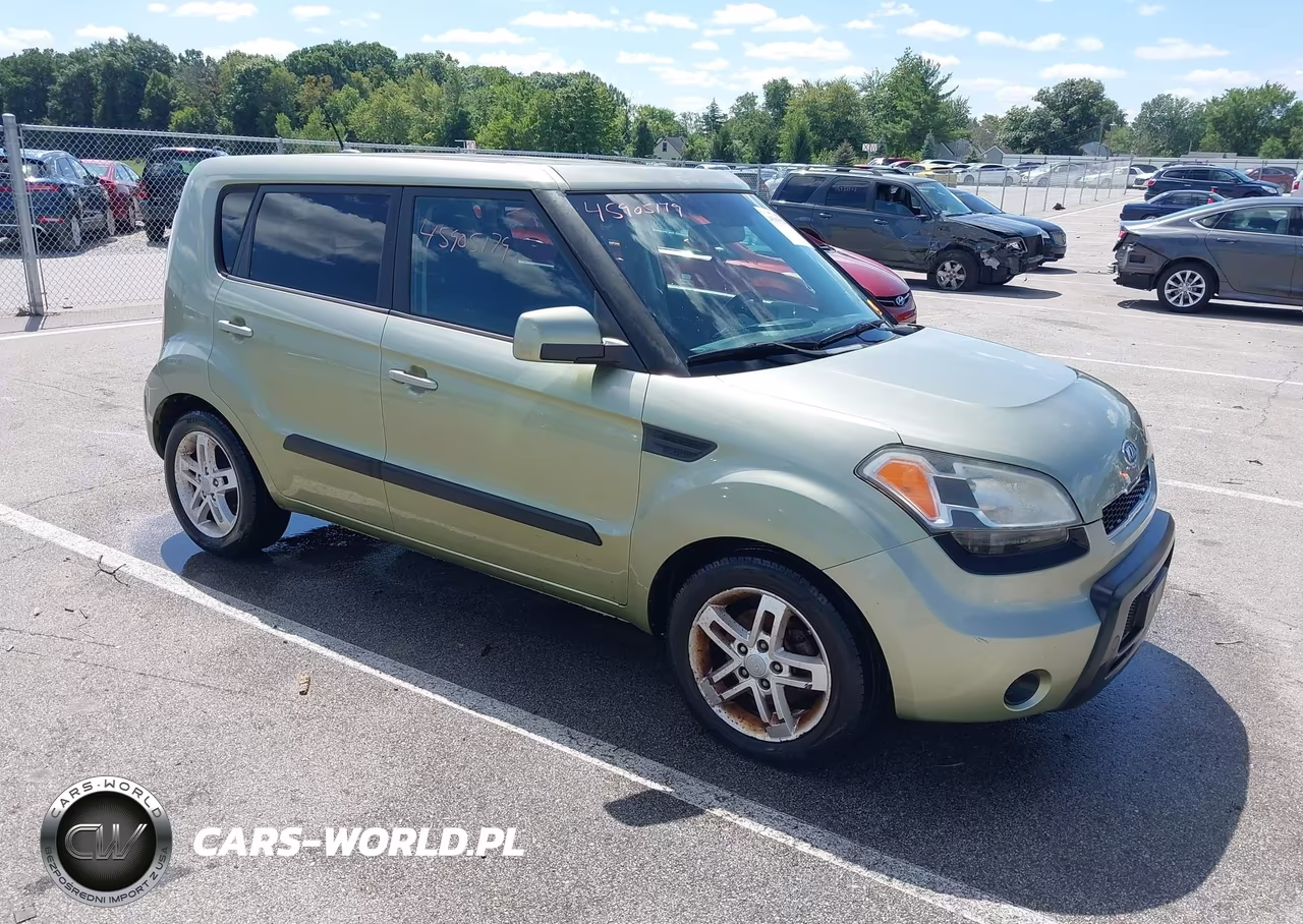 2011 Kia Soul +