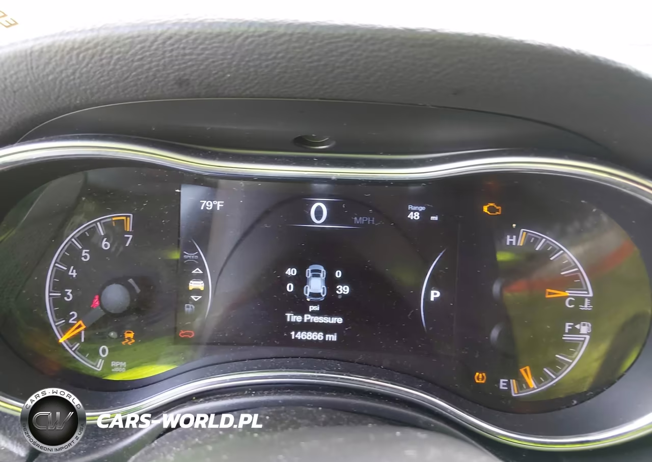 2019 Jeep Grand Cherokee Altitude 4X4 VIN:1C4RJFAG3KC561782 - 7