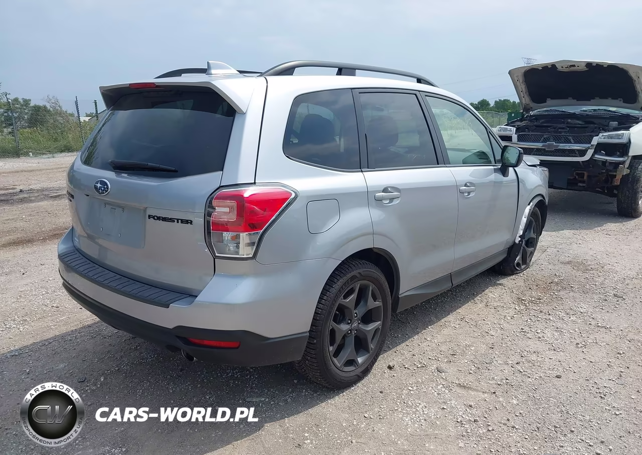 2018 Subaru Forester 2.5I Premium VIN:JF2SJAEC3JH452950 - 4
