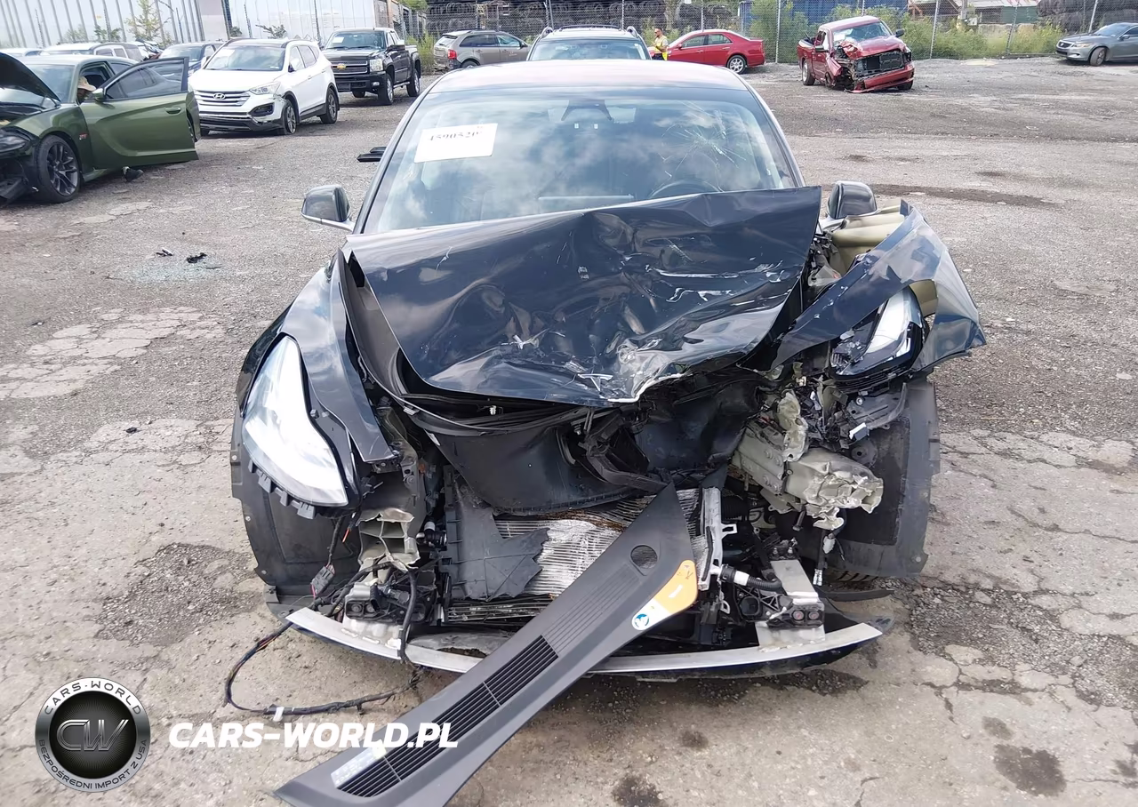 2018 Tesla Model 3 Long Range-Mid Range VIN:5YJ3E1EA1JF018709 - 6