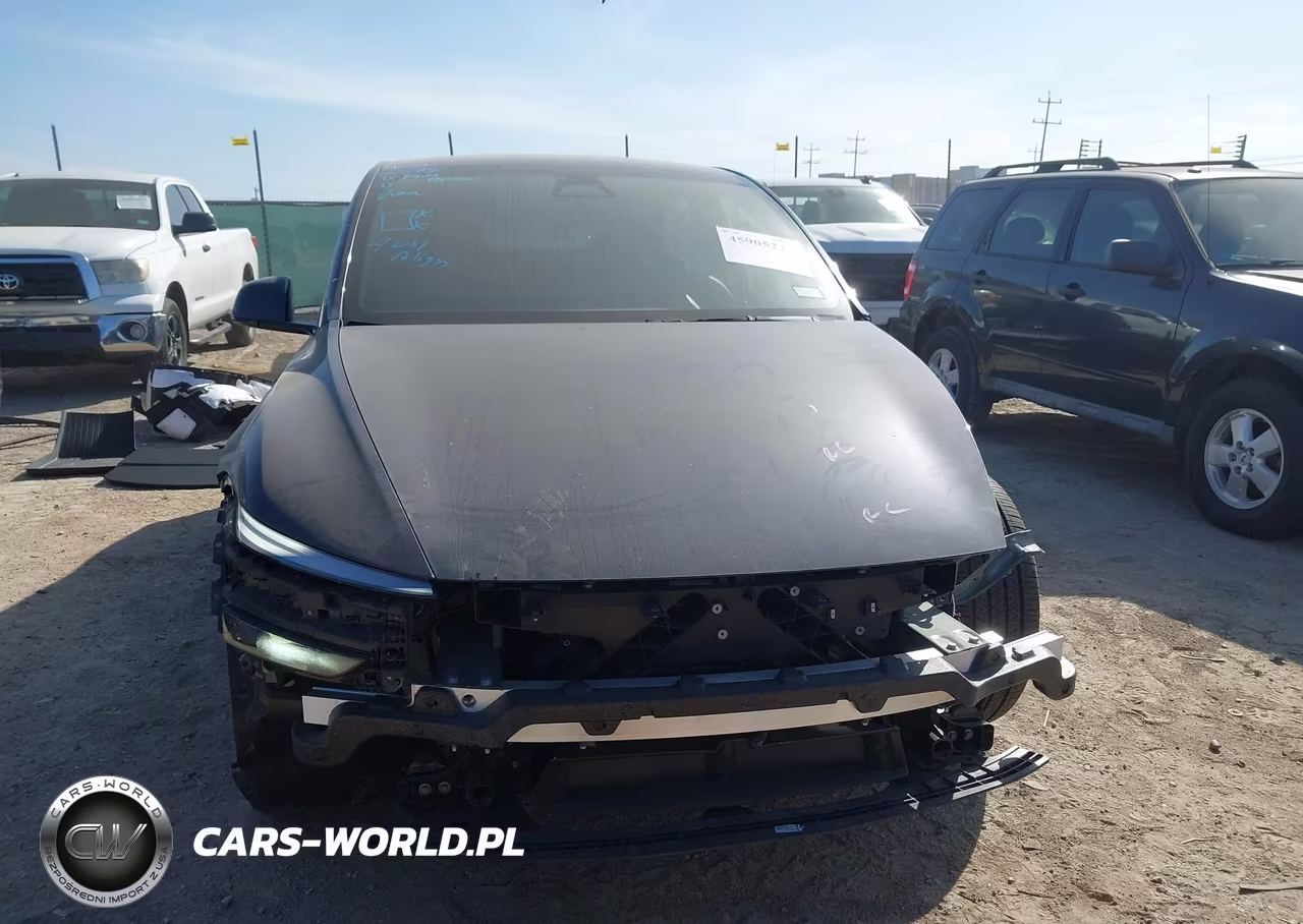 2026 Tesla Model Y All-Wheel Drive-Long Range Launch Series-Premium All-Wheel Drive VIN:7SAYGDEE9TA678701 - 13