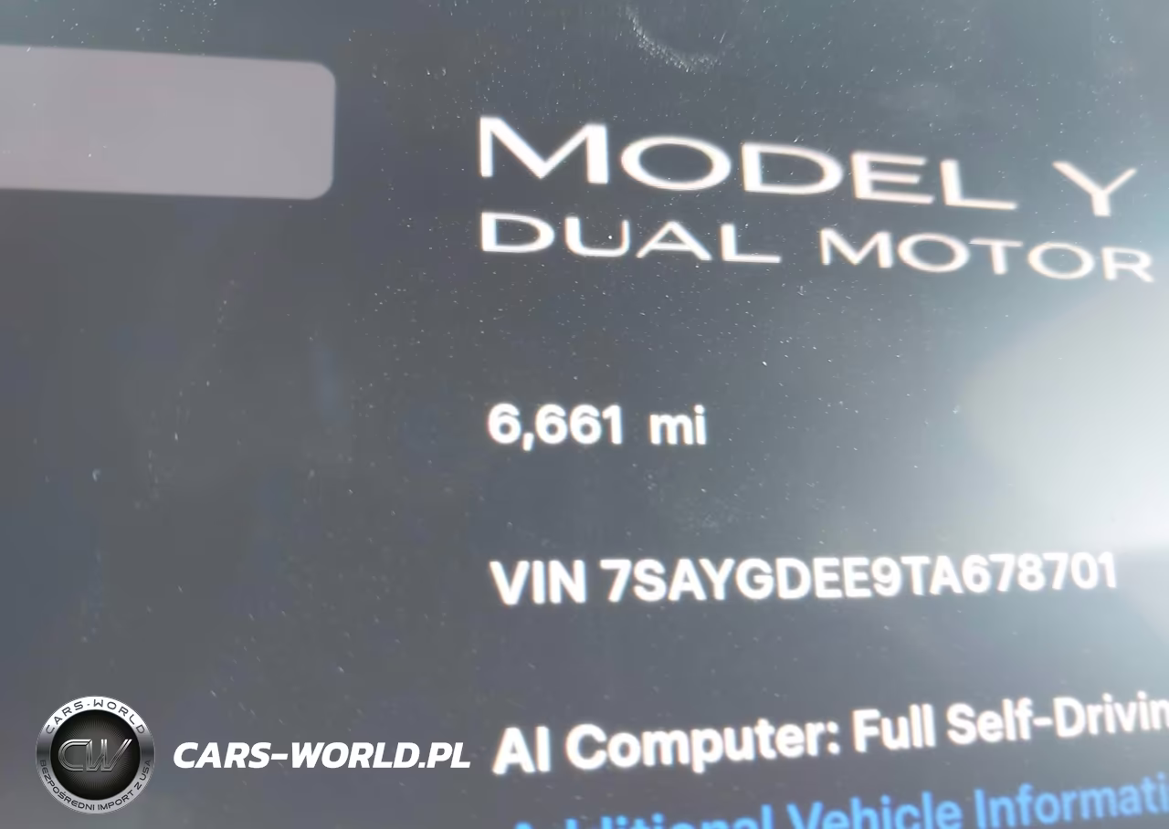 2026 Tesla Model Y All-Wheel Drive-Long Range Launch Series-Premium All-Wheel Drive VIN:7SAYGDEE9TA678701 - 16