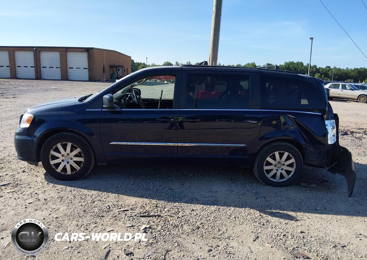 2015 Chrysler Town & Country Touring VIN:2C4RC1BG9FR595329 - 14