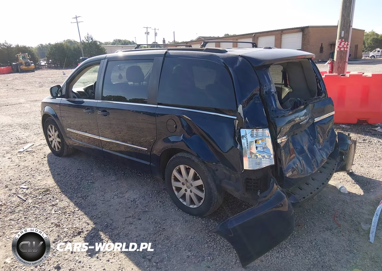 2015 Chrysler Town & Country Touring VIN:2C4RC1BG9FR595329 - 3