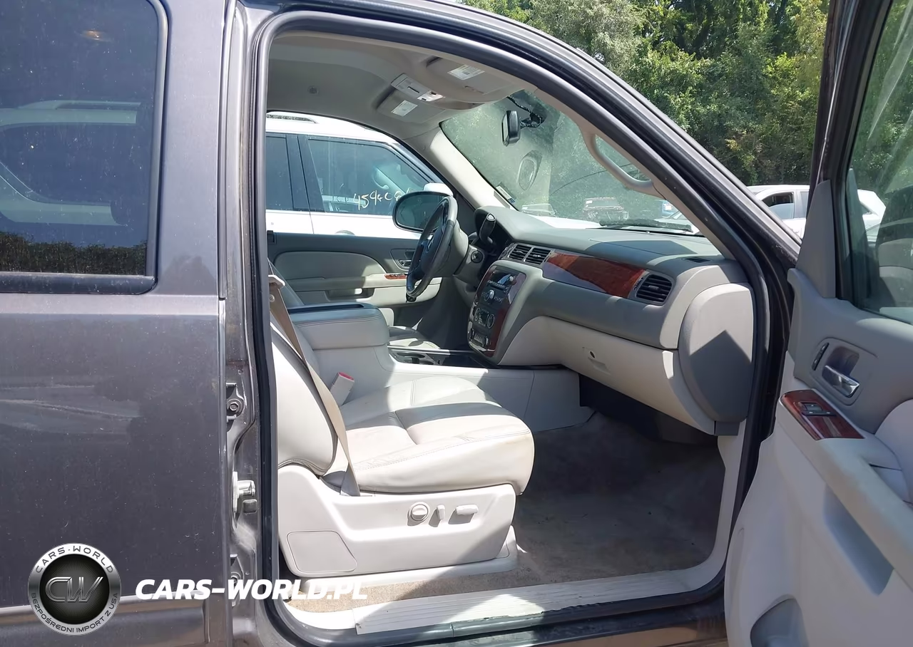 2010 Chevrolet Suburban 1500 Lt1 VIN:1GNUKJE36AR274148 - 5