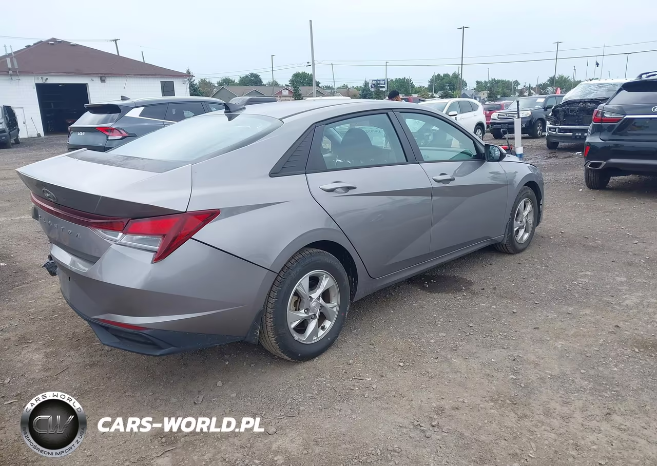 2022 Hyundai Elantra Se VIN:KMHLL4AG5NU364319 - 4