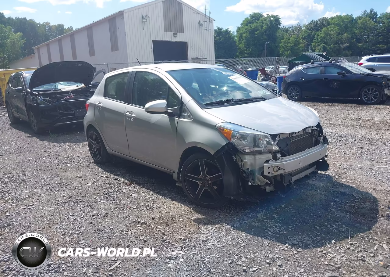 2013 Toyota Yaris Le