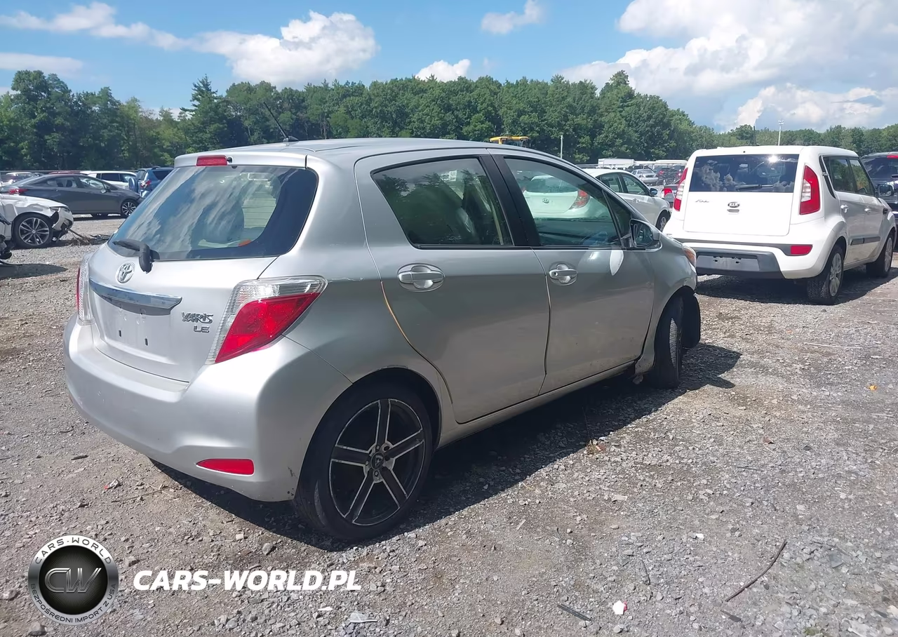 2013 Toyota Yaris Le VIN:JTDKTUD39DD565907 - 4