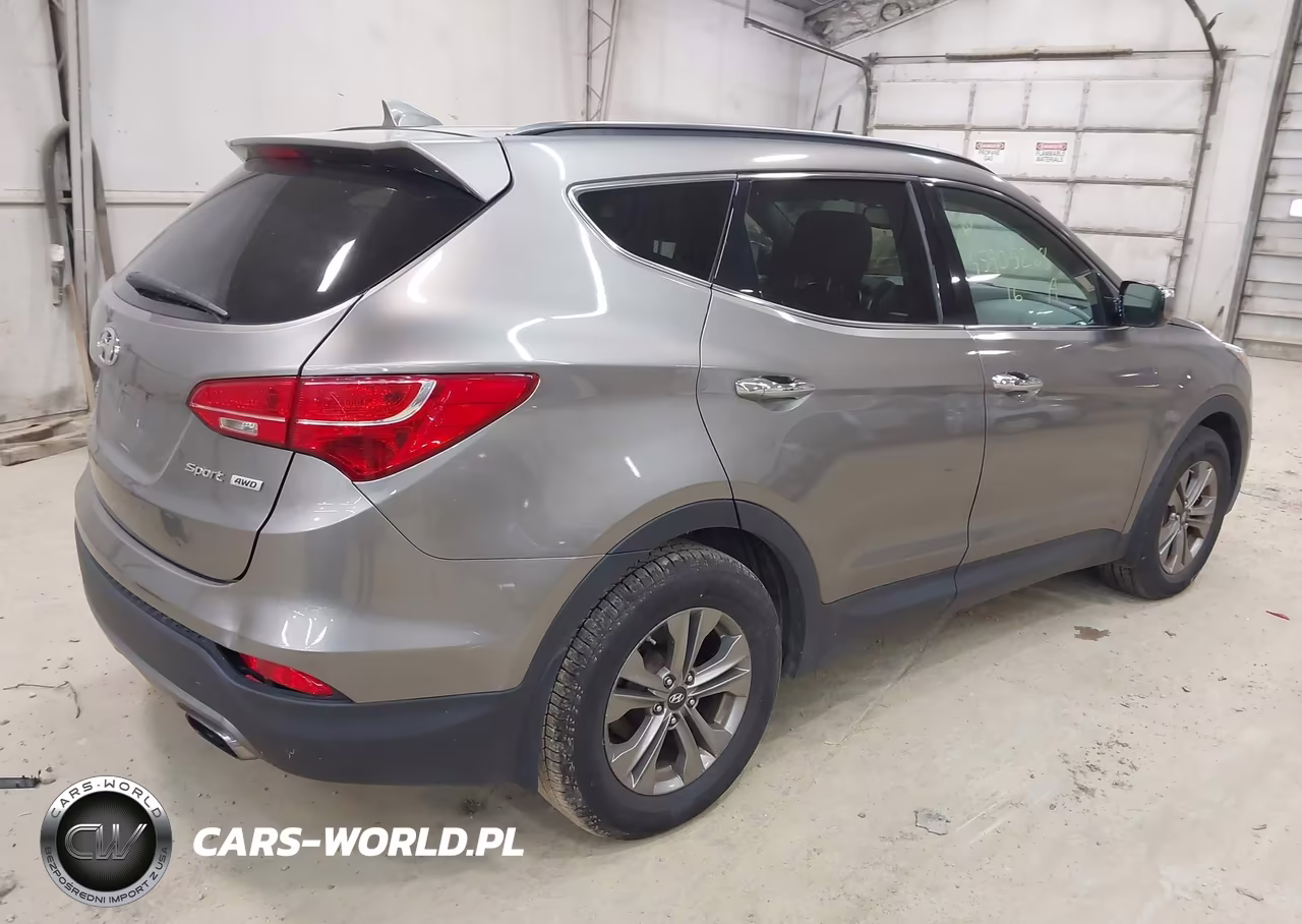 2016 Hyundai Santa Fe Sport 2.4L VIN:5XYZUDLB4GG325237 - 4