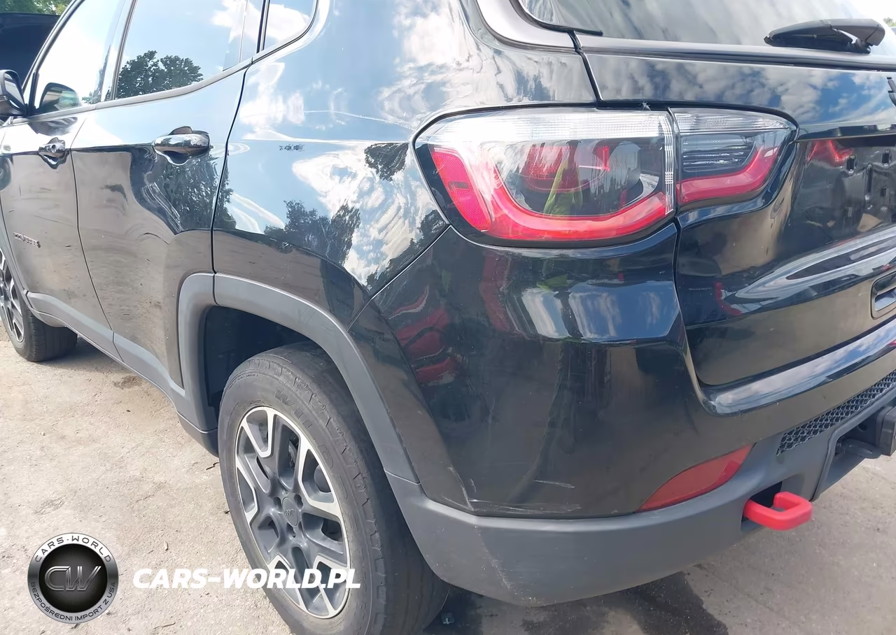 2019 Jeep Compass Trailhawk 4X4 VIN:3C4NJDDB9KT807614 - 17