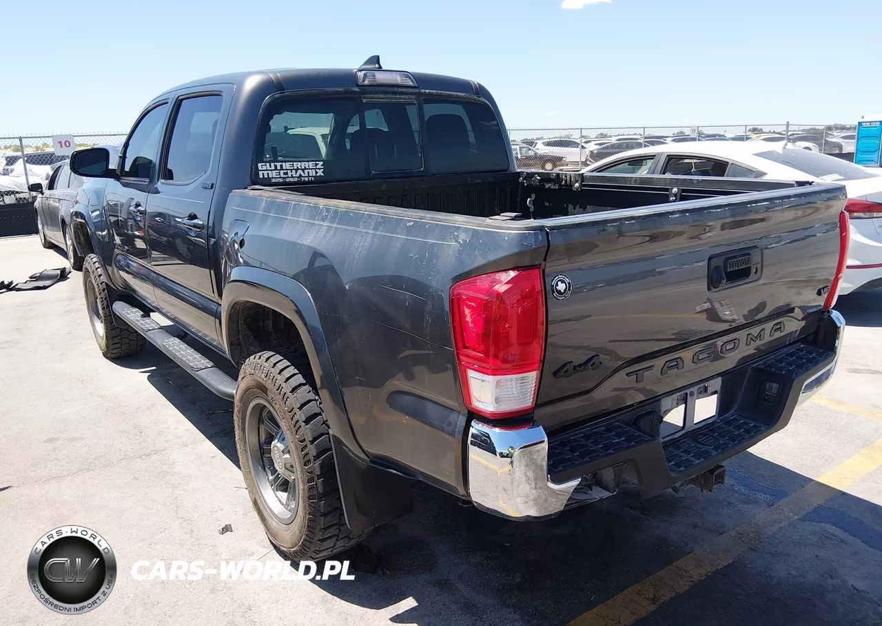 2017 Toyota Tacoma Sr5 V6 VIN:5TFCZ5AN9HX048688 - 3