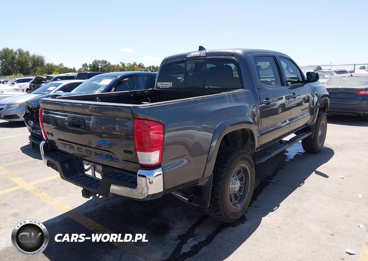 2017 Toyota Tacoma Sr5 V6 VIN:5TFCZ5AN9HX048688 - 4