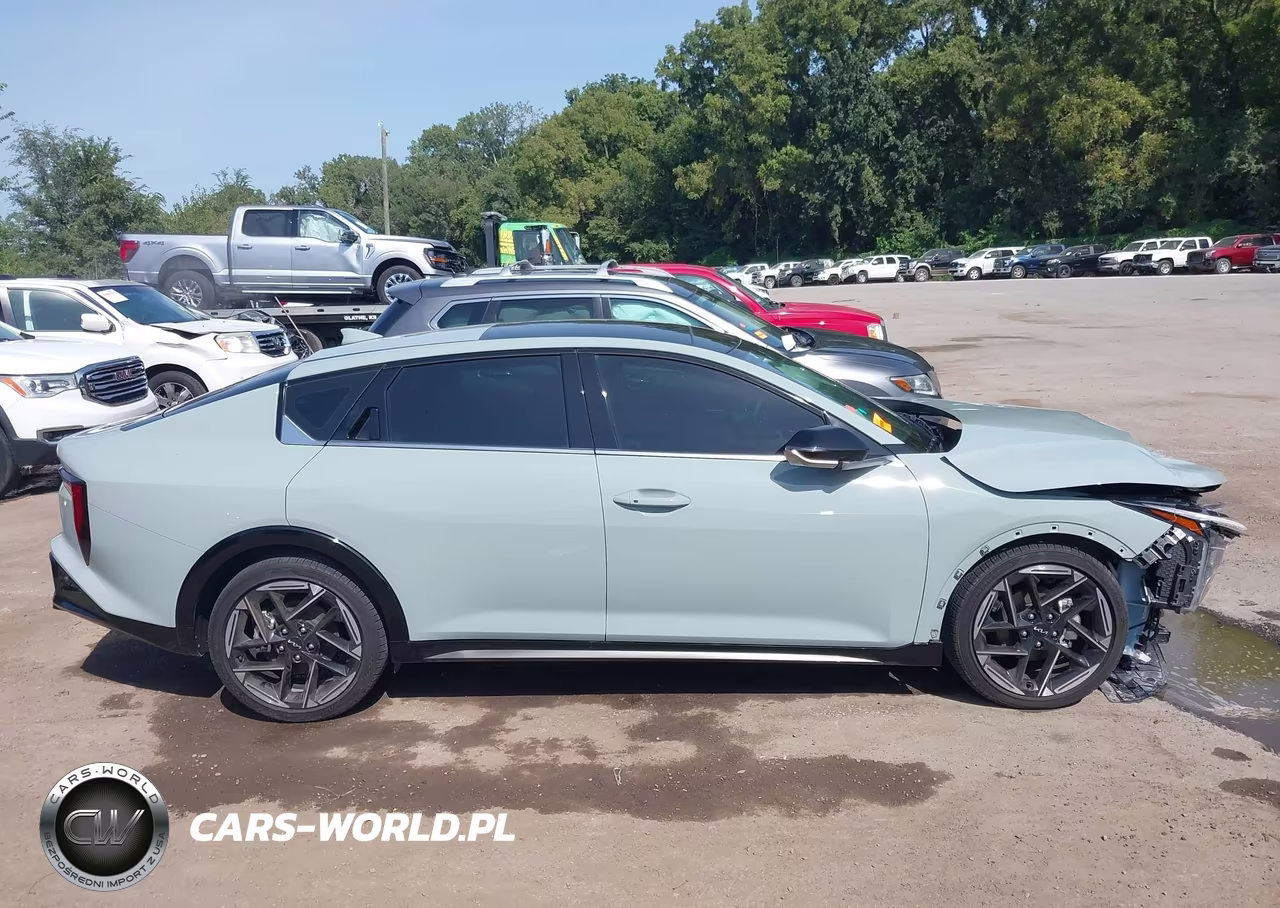 2025 Kia K4 Gt-Line VIN:3KPFW4DEXSE231715 - 13
