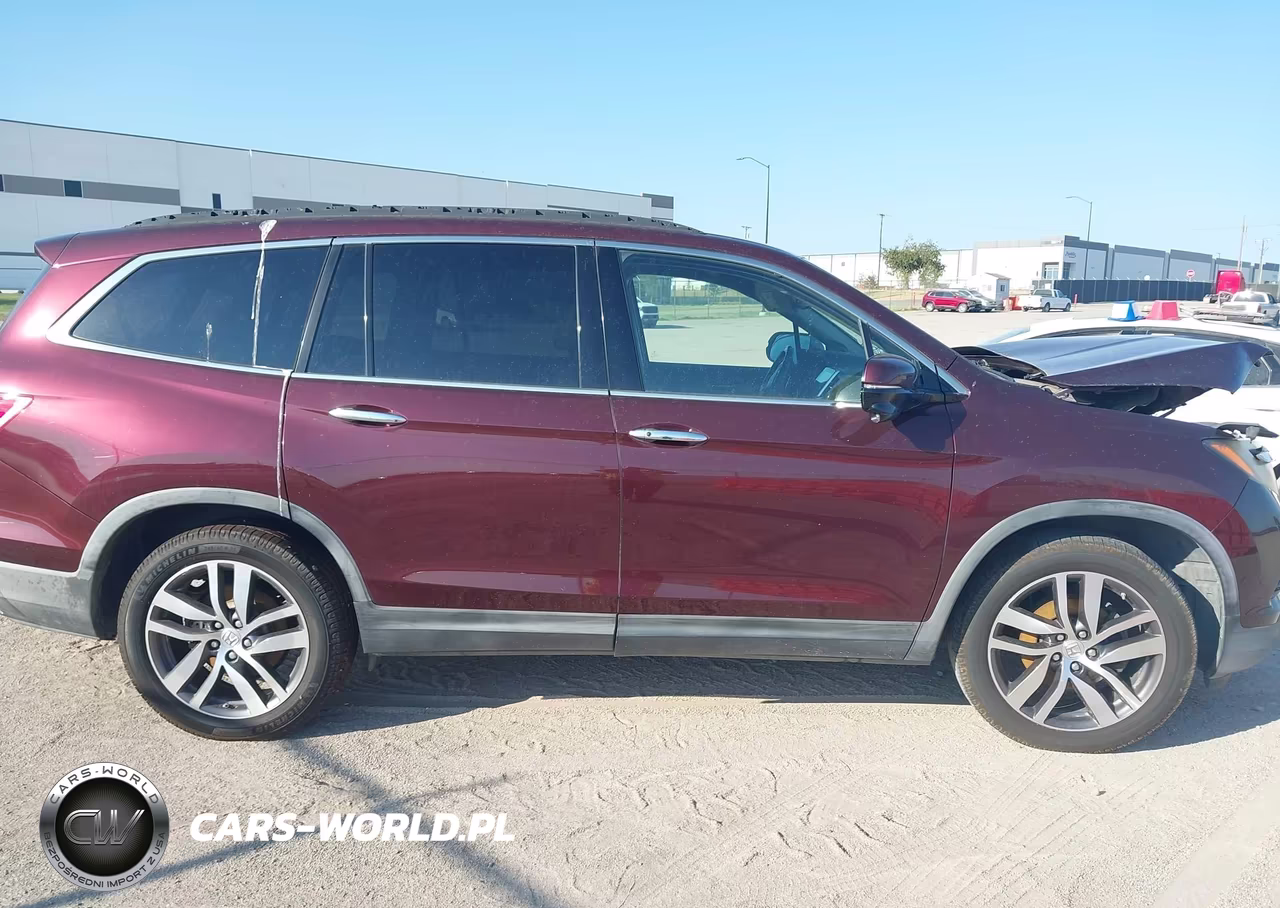 2016 Honda Pilot Touring VIN:5FNYF6H98GB005059 - 13