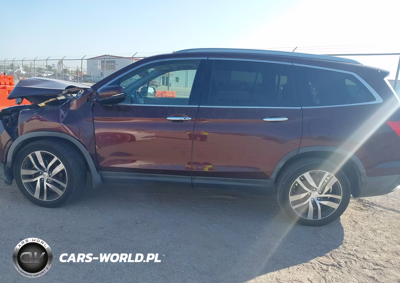 2016 Honda Pilot Touring VIN:5FNYF6H98GB005059 - 14