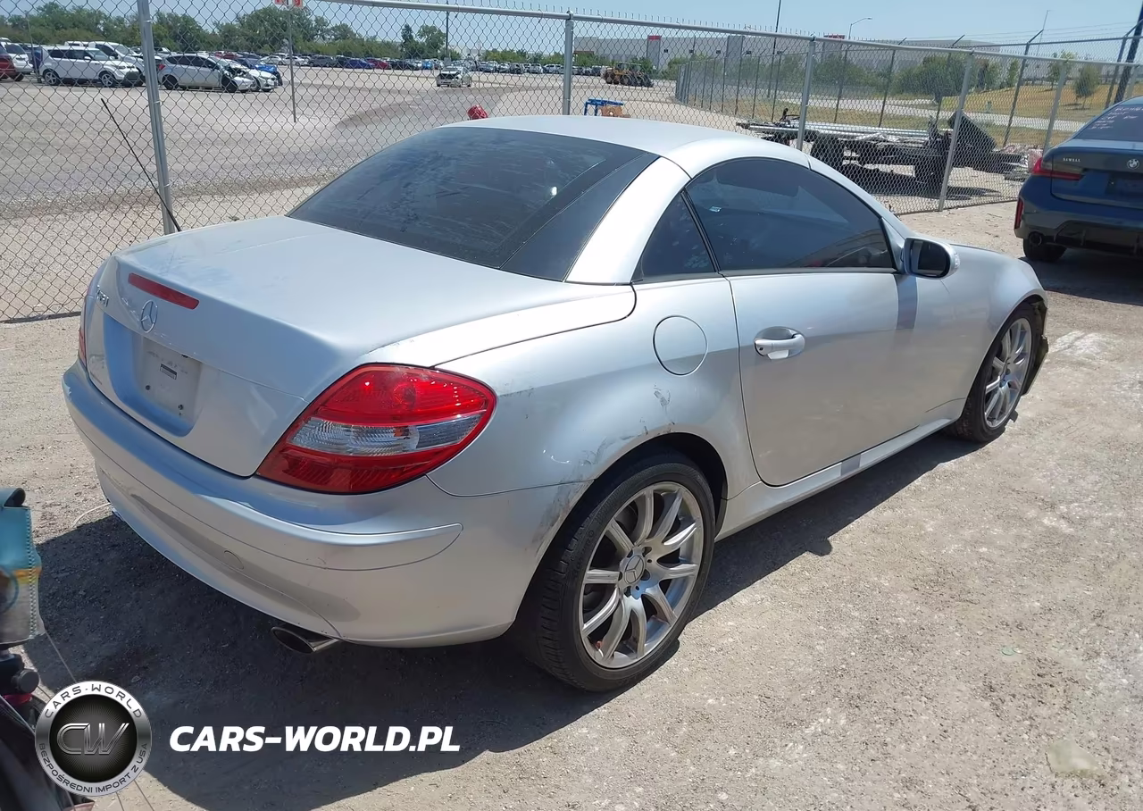 2005 Mercedes-Benz Slk 350 VIN:WDBWK56F25F023019 - 4