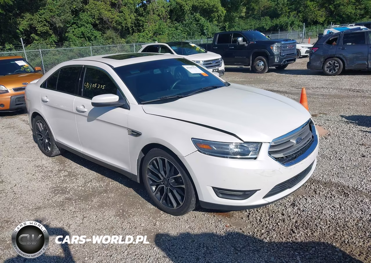 2017 Ford Taurus Sel