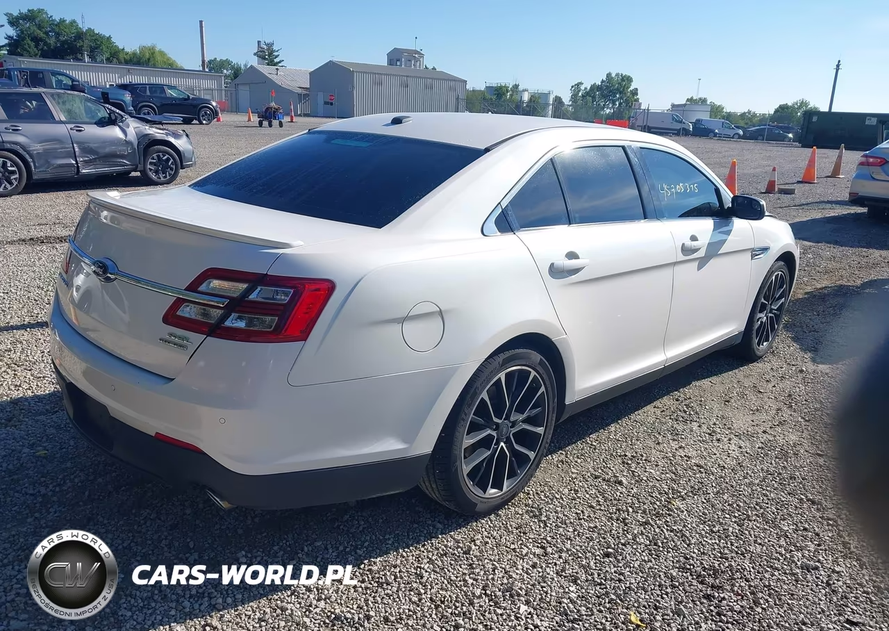 2017 Ford Taurus Sel VIN:1FAHP2E81HG100030 - 4