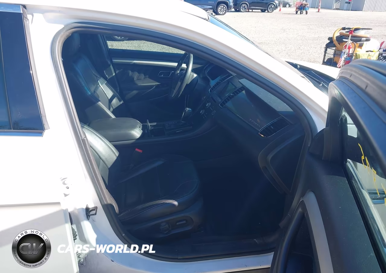 2017 Ford Taurus Sel VIN:1FAHP2E81HG100030 - 5