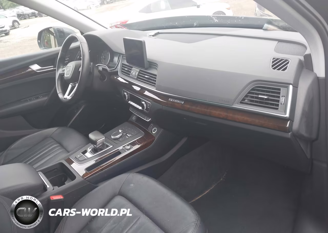 2020 Audi Q5 Premium 45 Tfsi Quattro S Tronic VIN:WA1ANAFY1L2036579 - 5