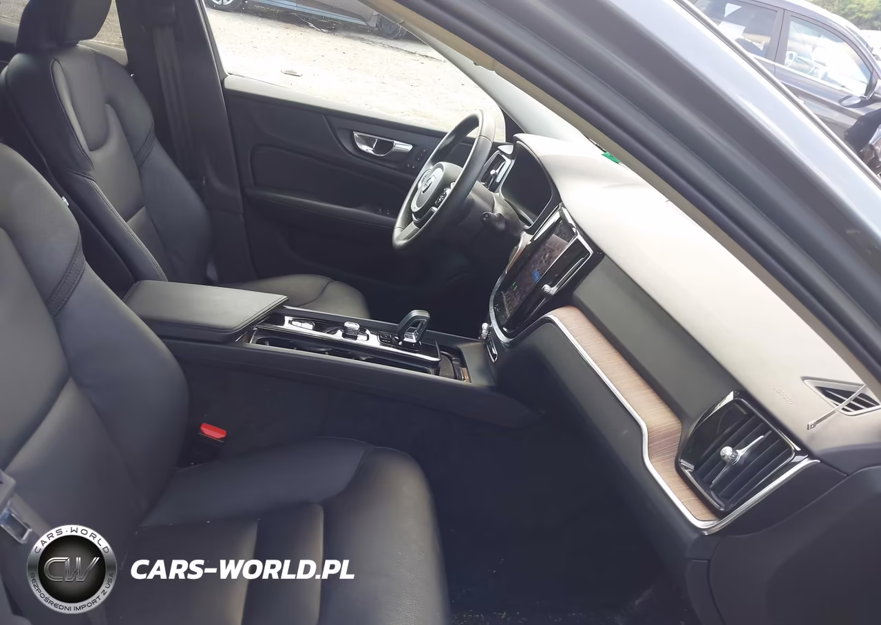 2023 Volvo V60 Cross Country B5 Plus VIN:YV4L12WY2P2107307 - 5