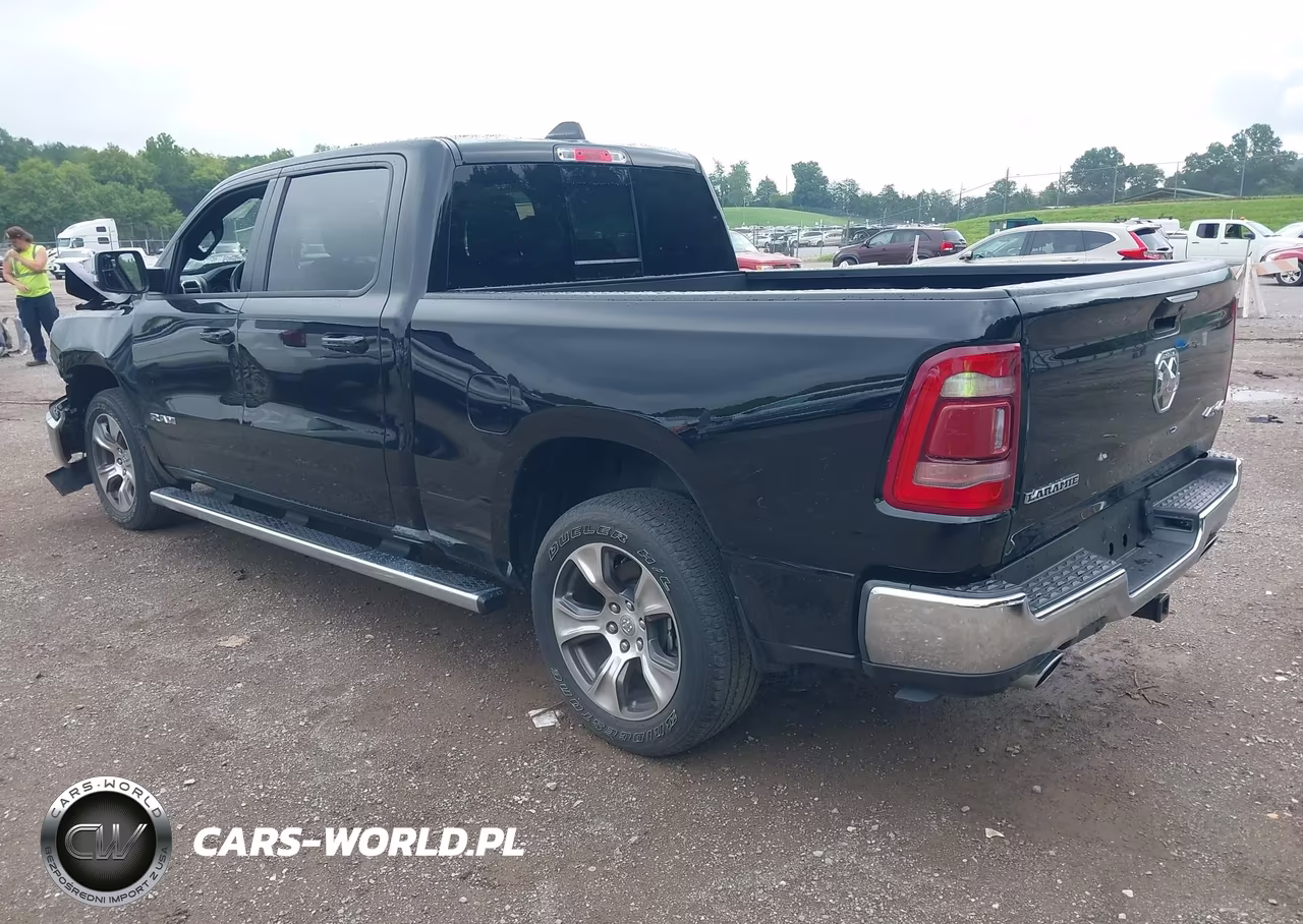 2023 Ram 1500 Laramie 4X4 6'4 Box VIN:1C6SRFRT0PN577131 - 3