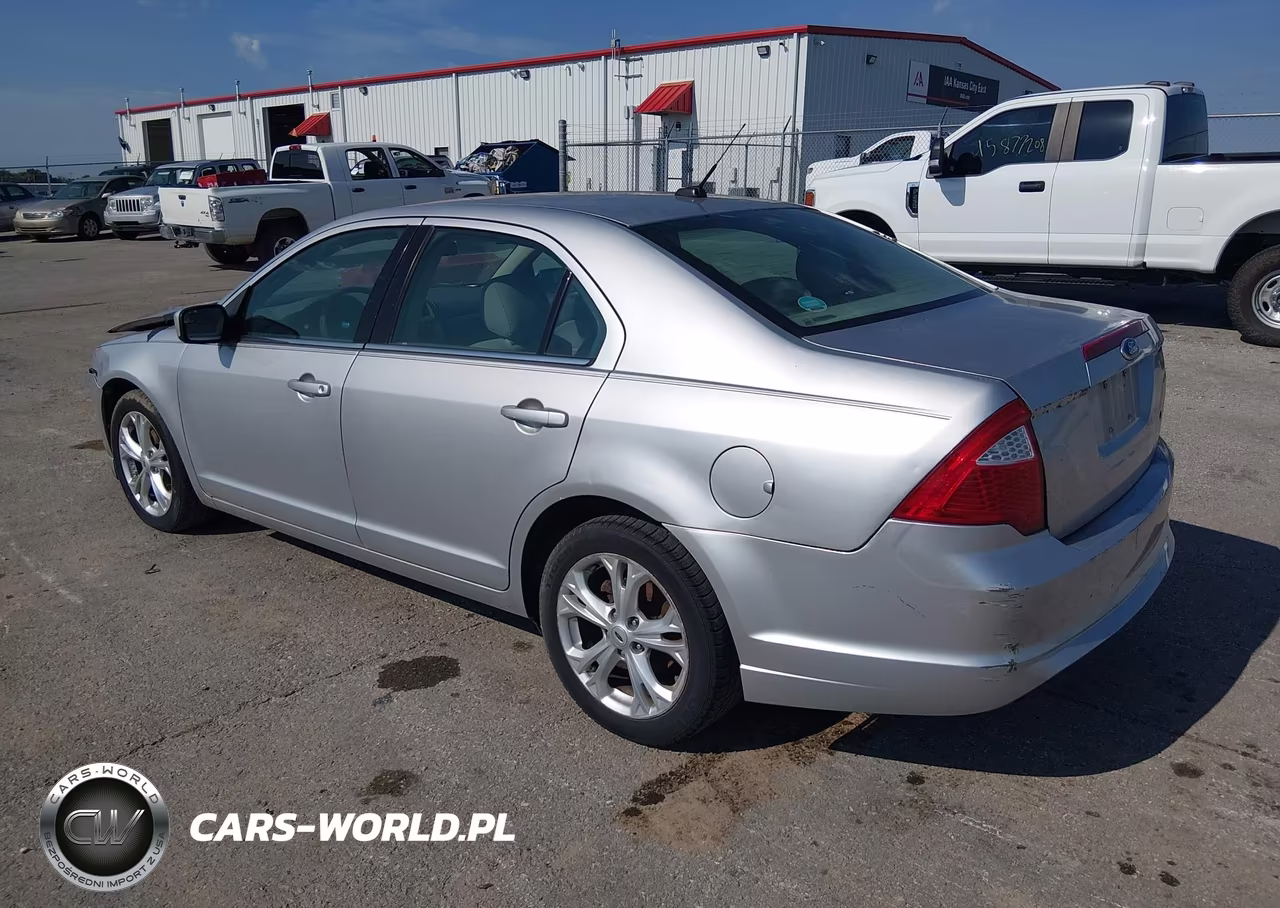 2012 Ford Fusion Se VIN:3FAHP0HA4CR201292 - 3