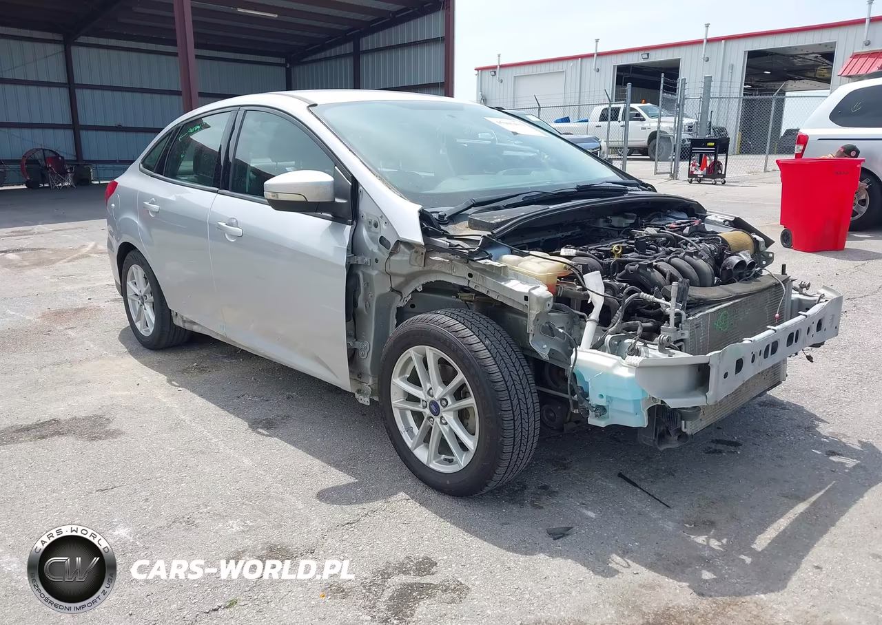 2016 Ford Focus Se VIN:1FADP3F21GL383579 - 1