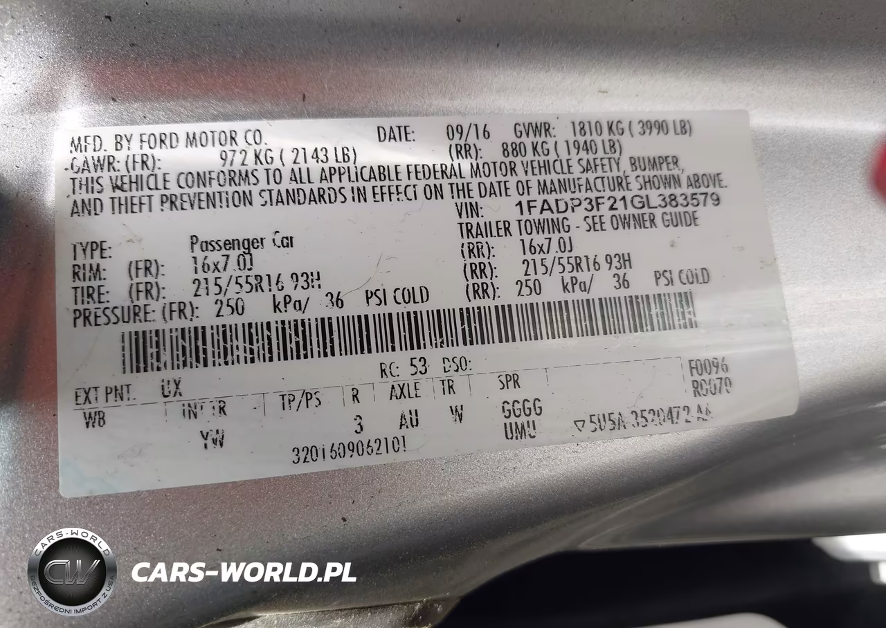 2016 Ford Focus Se VIN:1FADP3F21GL383579 - 9