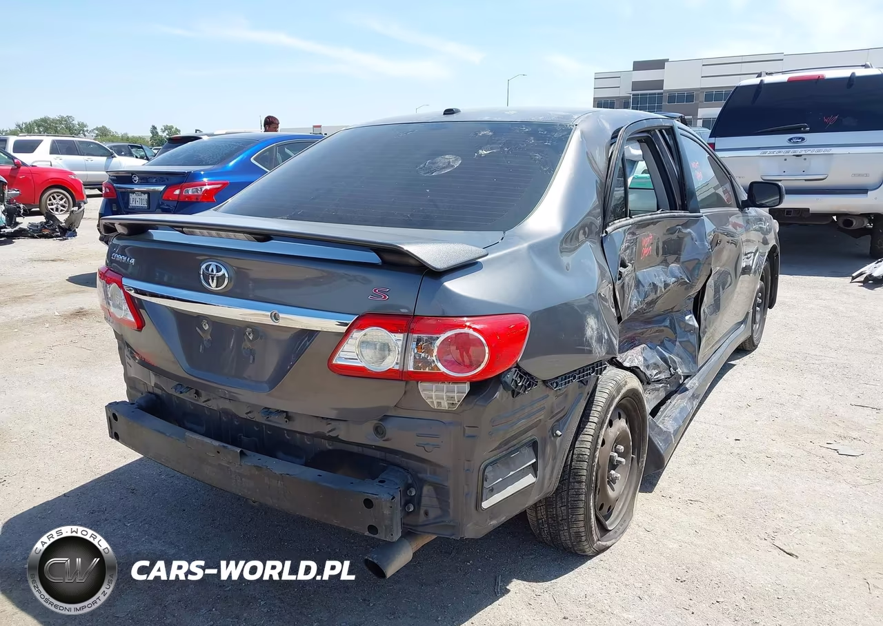 2013 Toyota Corolla S VIN:5YFBU4EE4DP079810 - 4