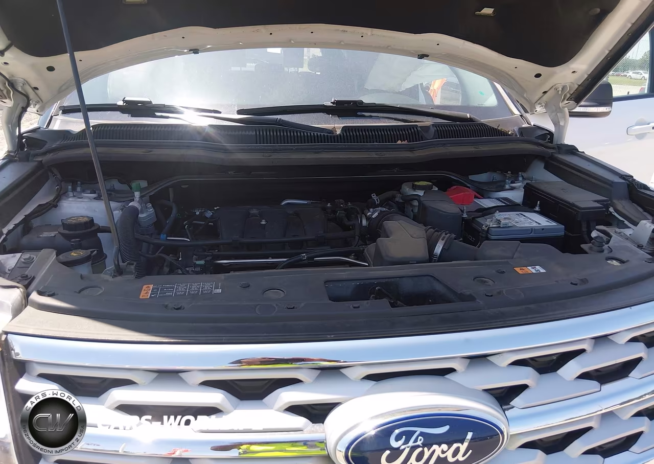 2019 Ford Explorer Xlt VIN:1FM5K7D84KGB37554 - 10