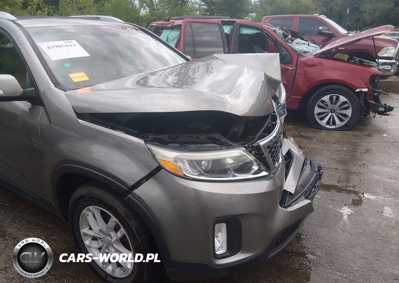 2015 Kia Sorento Lx VIN:5XYKT3A69FG623950 - 18