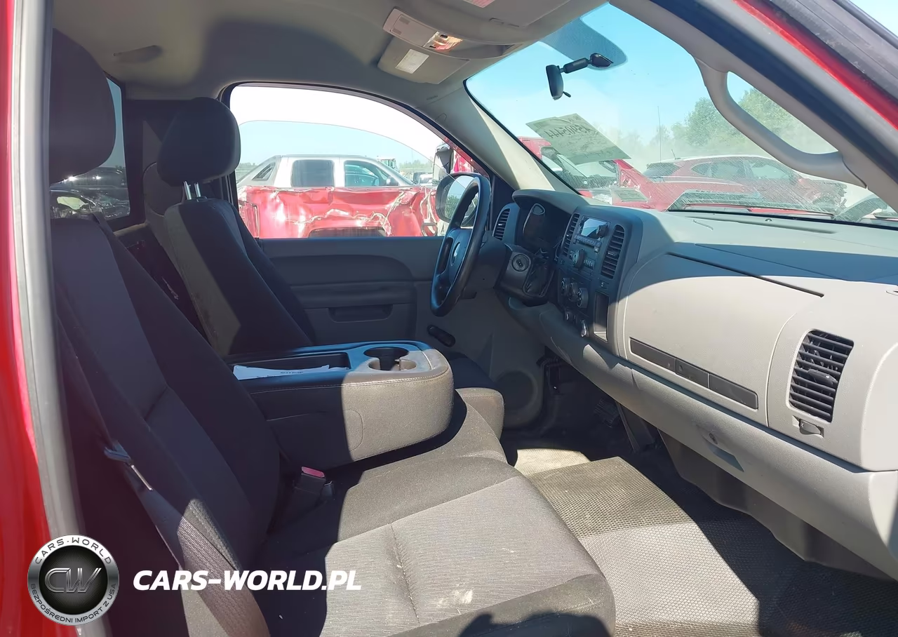 2010 Chevrolet Silverado 1500 Work Truck VIN:1GCPCPEX2AZ279971 - 5