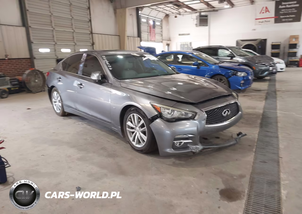 2015 Infiniti Q50 Premium