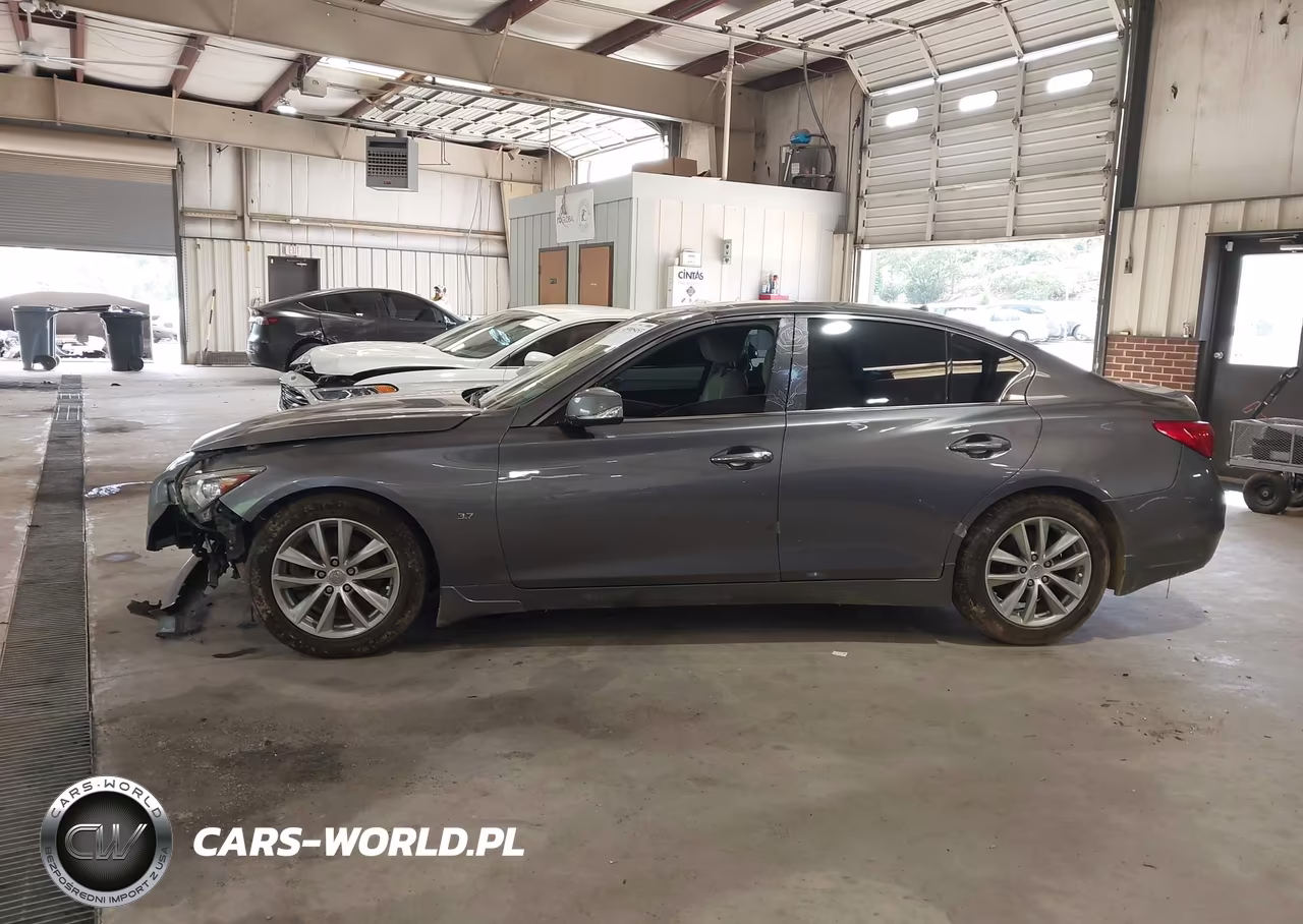 2015 Infiniti Q50 Premium VIN:JN1BV7AP7FM342922 - 13