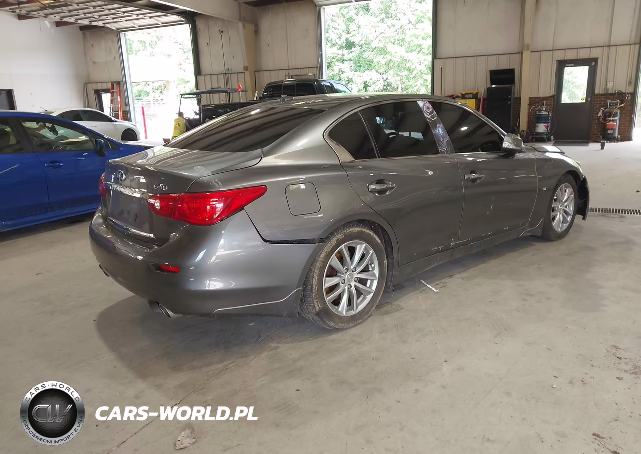 2015 Infiniti Q50 Premium VIN:JN1BV7AP7FM342922 - 4