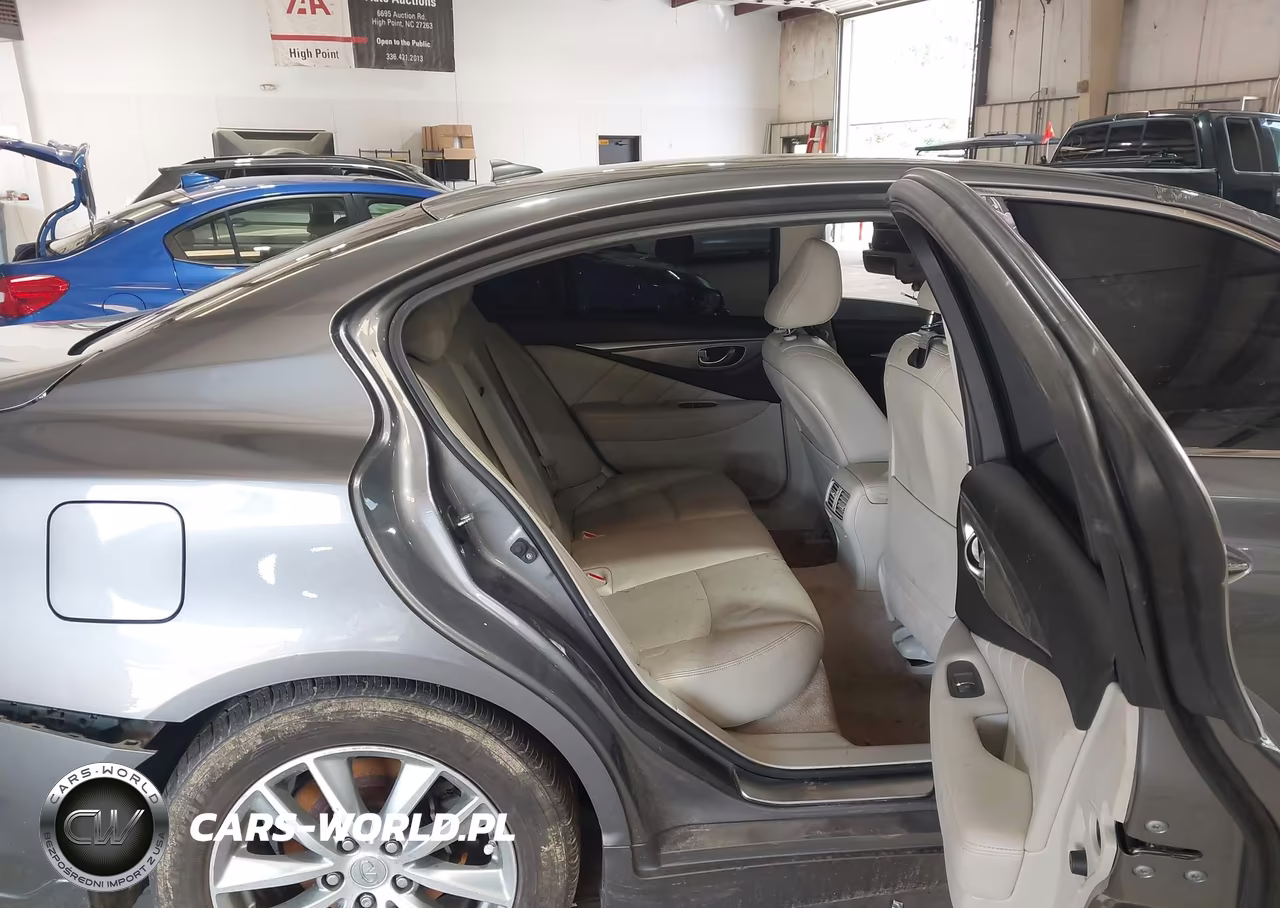 2015 Infiniti Q50 Premium VIN:JN1BV7AP7FM342922 - 8