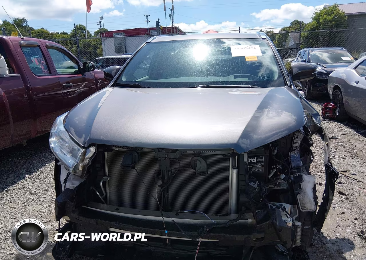 2019 Toyota Highlander Xle VIN:5TDJZRFHXKS588288 - 13