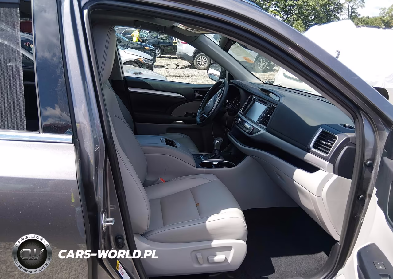 2019 Toyota Highlander Xle VIN:5TDJZRFHXKS588288 - 5