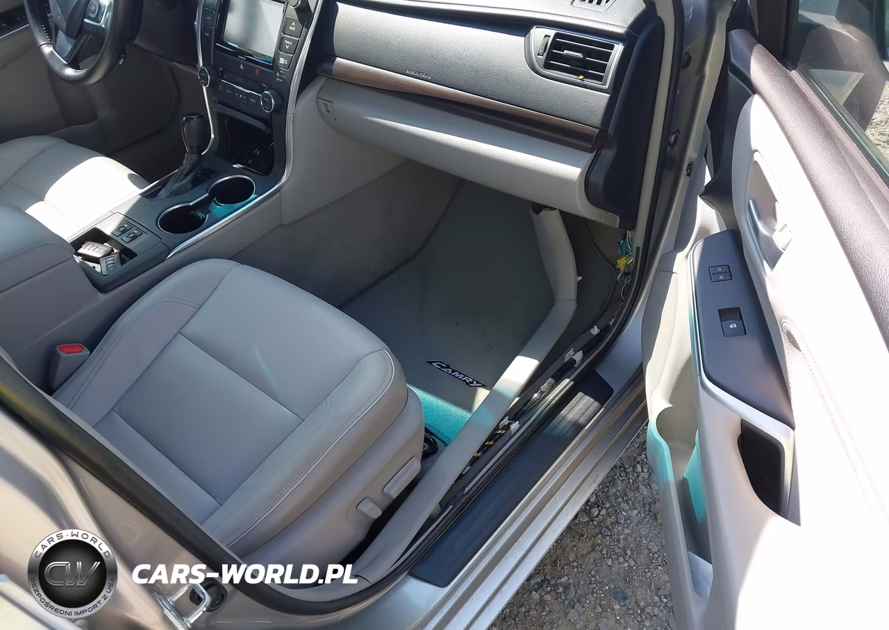 2016 Toyota Camry Xle VIN:4T1BF1FK2GU546870 - 5